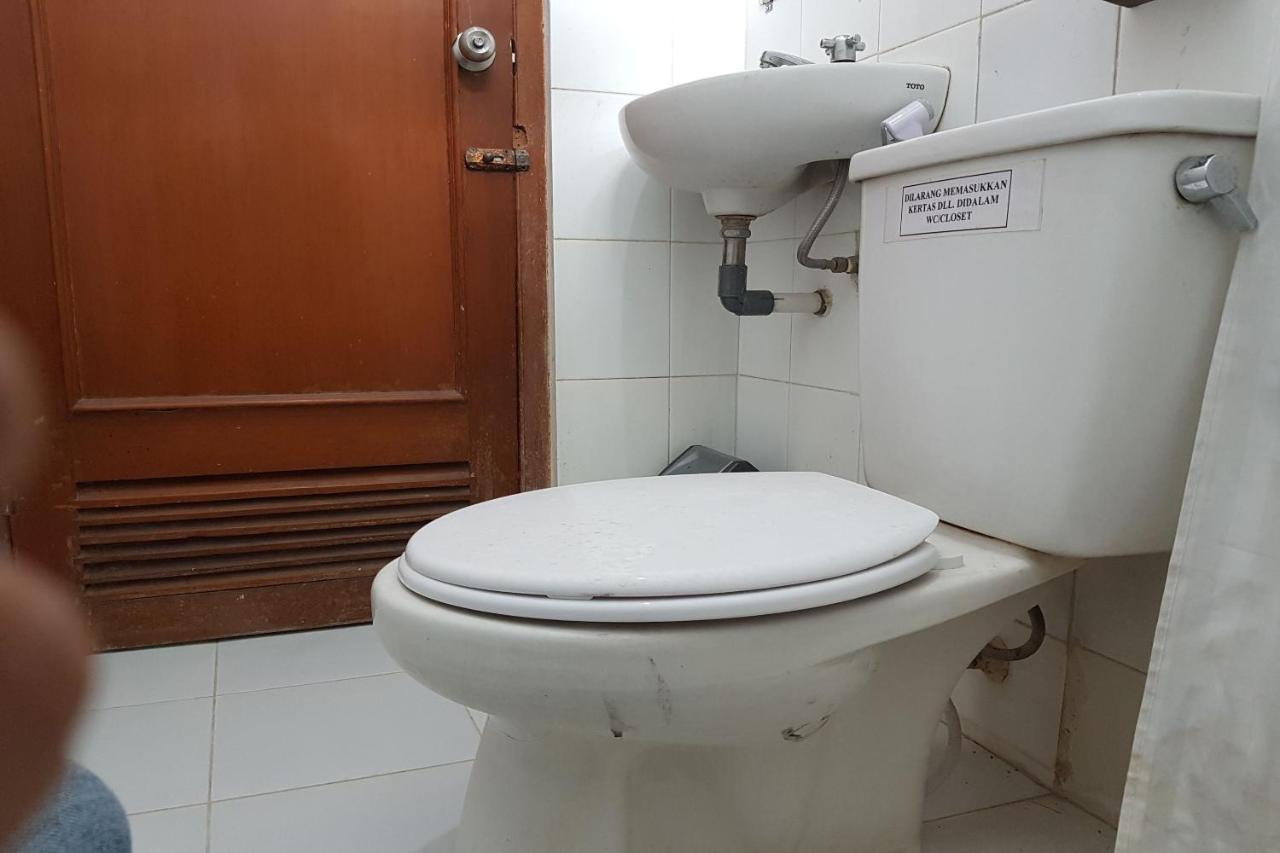 Oyo 3819 Hotel Winotosastro Yogyakarta Exterior foto